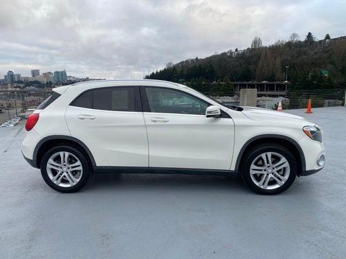 2018 Mercedes-Benz GLA 250 Base