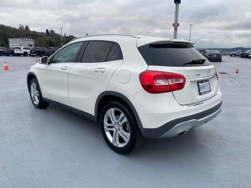 2018 Mercedes-Benz GLA 250 Base