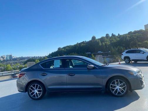 2019 Acura ILX Premium Package