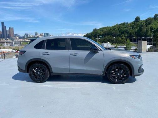 Urban Gray Pearl 2024 Honda HR-V Sport
