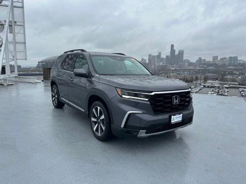 2024 Honda Pilot Touring