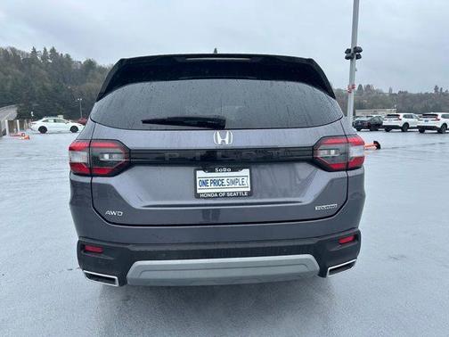 2024 Honda Pilot Touring