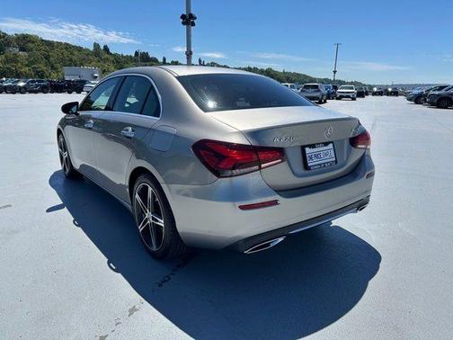 2019 Mercedes-Benz A-Class A 220 4MATIC