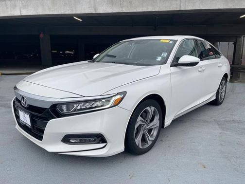 Photo 5 of 11 of 2018 Honda Accord EX-L
