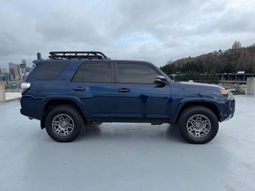 Nautical Blue Metallic 2020 Toyota 4Runner SR5 Premium