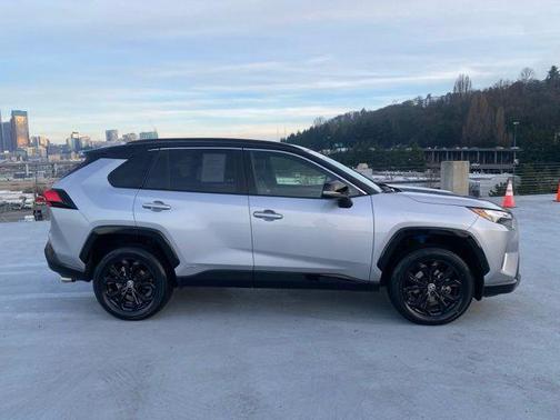2023 Toyota RAV4 Hybrid XSE