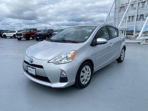 2013 Toyota Prius c Three