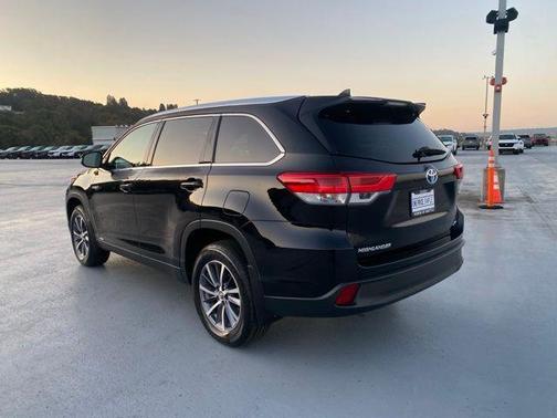 2019 Toyota Highlander Hybrid XLE