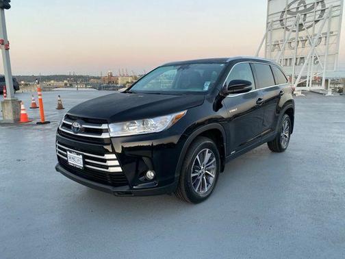 2019 Toyota Highlander Hybrid XLE