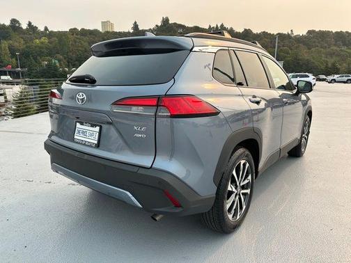 2022 Toyota Corolla Cross XLE