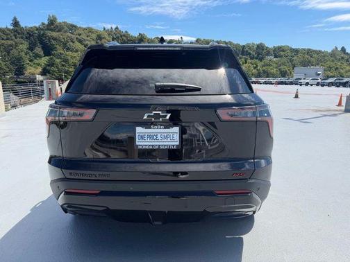 Mosaic Black Metallic 2026 Chevrolet Equinox RS