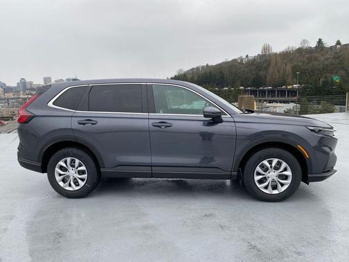 Meteorite Gray Metallic 2026 Honda CR-V LX