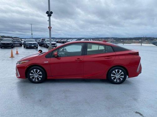 2020 Toyota Prius Prime XLE