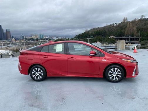 2020 Toyota Prius Prime XLE