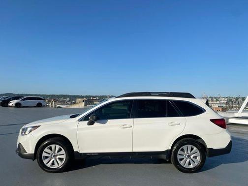 2018 Subaru Outback 2.5i