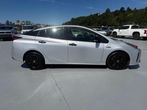 Classic Silver Metallic 2022 Toyota Prius Nightshade