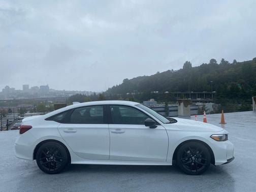 Platinum White Pearl 2026 Honda Civic Sport