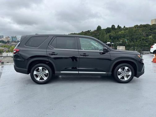2023 Honda Pilot EX-L 7-Passenger