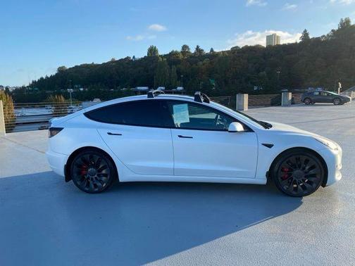 2022 Tesla Model 3 Performance