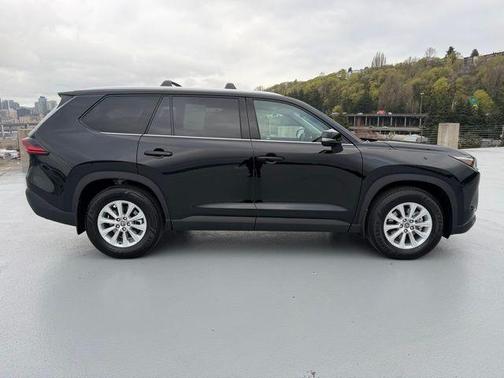 Midnight Black Metallic 2026 Toyota Grand Highlander XLE