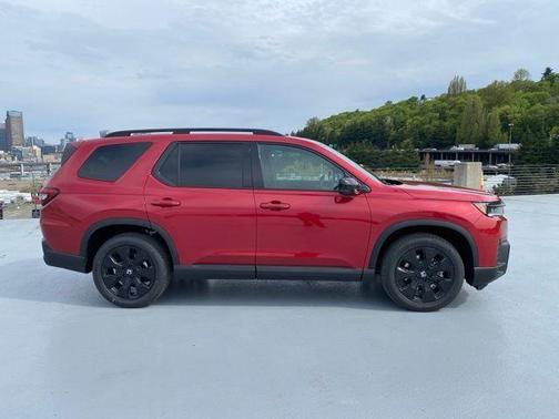Radiant Red Metallic II 2026 Honda Pilot Black Edition