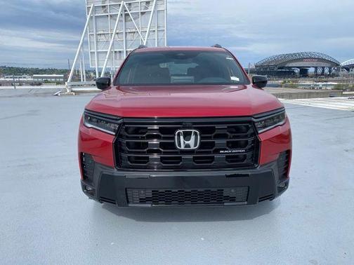 Radiant Red Metallic II 2026 Honda Pilot Black Edition