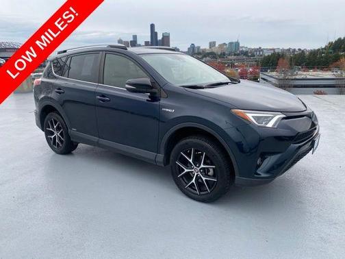 2018 Toyota RAV4 Hybrid SE