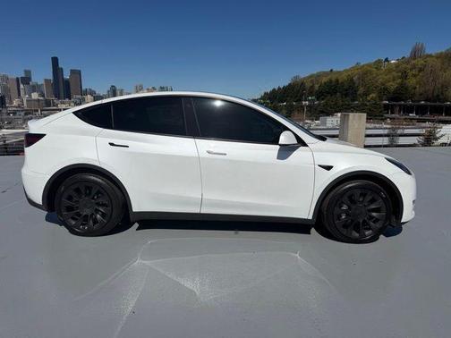 Pearl White Multi 2021 Tesla Model Y Long Range