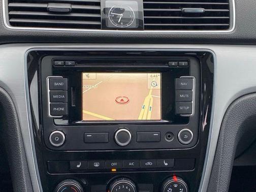 2013 Volkswagen Passat 2.5 SE