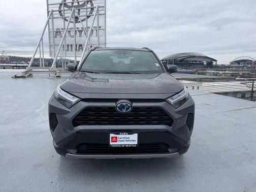 2023 Toyota RAV4 Hybrid SE