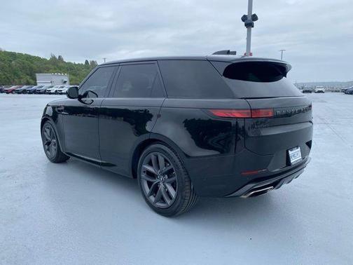Santorini Black 2023 Land Rover Range Rover Sport SE Dynamic