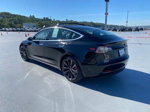 Midnight Silver Metallic 2020 Tesla Model 3 Performance