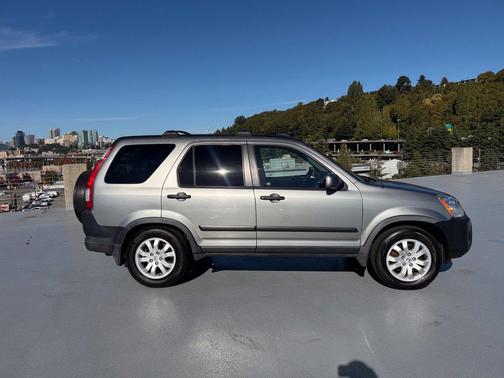 Silver 2005 Honda CR-V EX