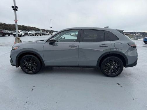 Urban Gray Pearl 2024 Honda HR-V Sport