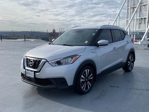 2020 Nissan Kicks SV
