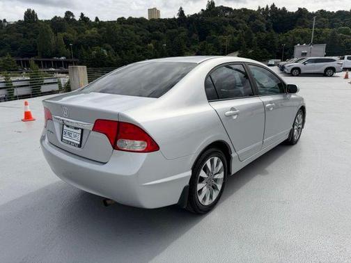 Alabaster Silver Metallic 2010 Honda Civic EX-L