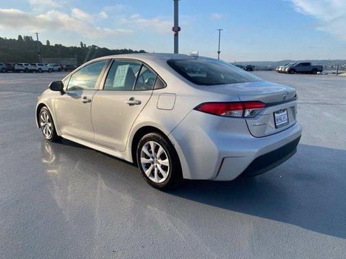 Classic Silver Metallic 2024 Toyota Corolla LE