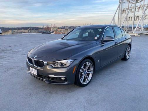 2018 BMW 330e iPerformance