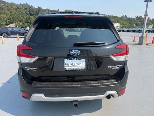 Crystal Black Silica 2019 Subaru Forester Touring