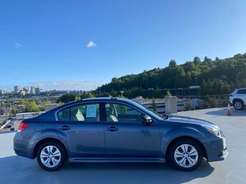 2013 Subaru Legacy 2.5i