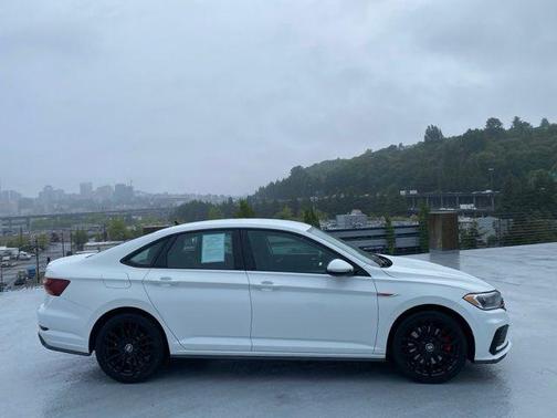 2019 Volkswagen Jetta GLI 2.0T S
