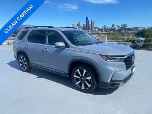 Sonic Gray Pearl 2025 Honda Pilot Touring