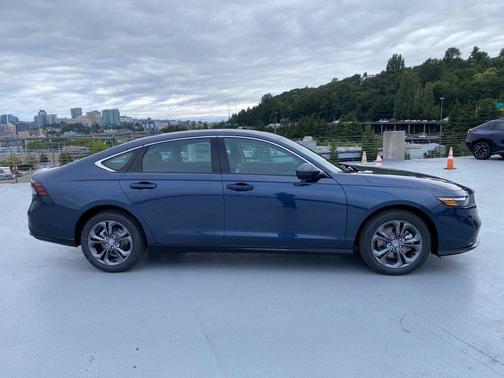 Canyon 2026 Honda Accord Hybrid EX-L
