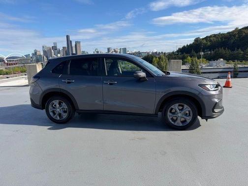 Modern Steel Metallic 2026 Honda HR-V LX