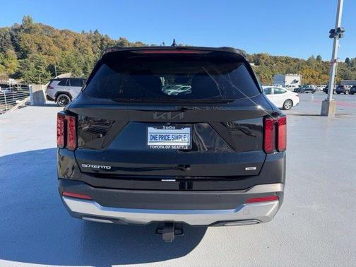 Aurora Black Pearl 2025 Kia Sorento Hybrid EX