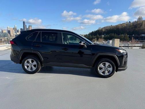 Midnight Black Metallic 2022 Toyota RAV4 XLE