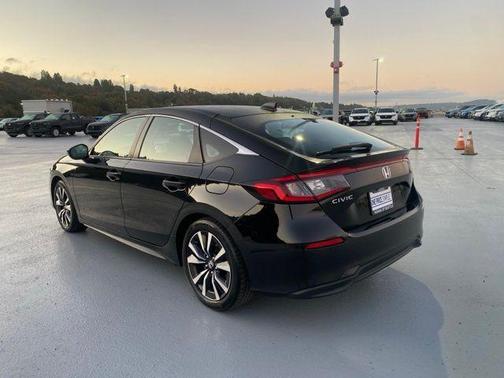2022 Honda Civic EX-L