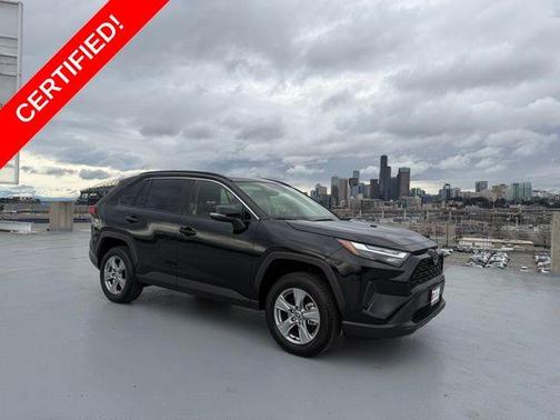 2023 Toyota RAV4 Hybrid LE