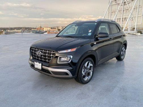 2022 Hyundai VENUE SEL