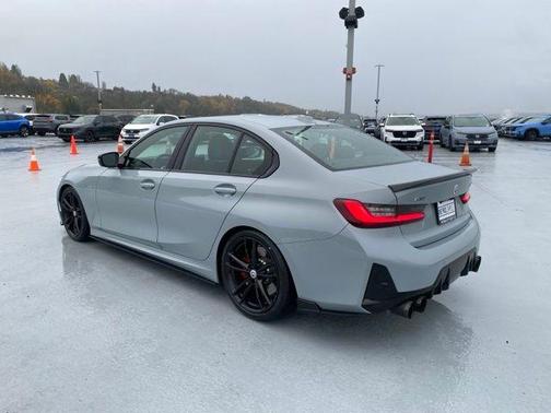 2023 BMW M340 i xDrive